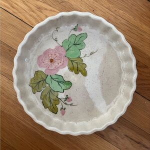 Vintage handmade ceramic tart dish 
9” diam., 2” high.